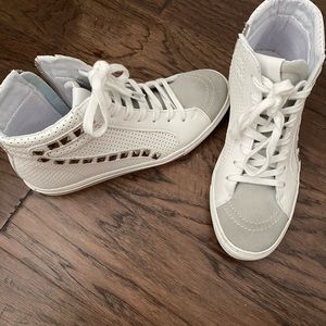 Tracey Steve Madden high tops